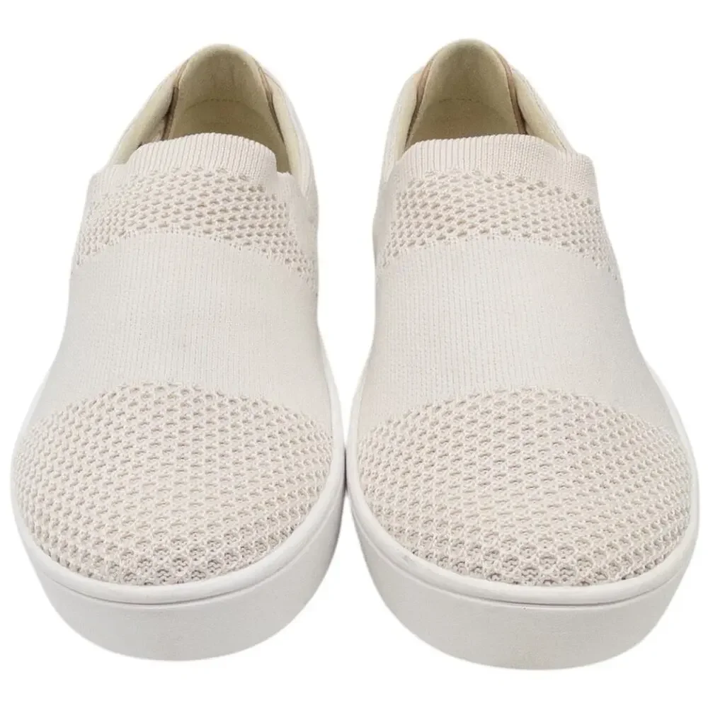 Spenco Bahama Women's Arch Support Slip On Sneaker Women's size 8 Cream
